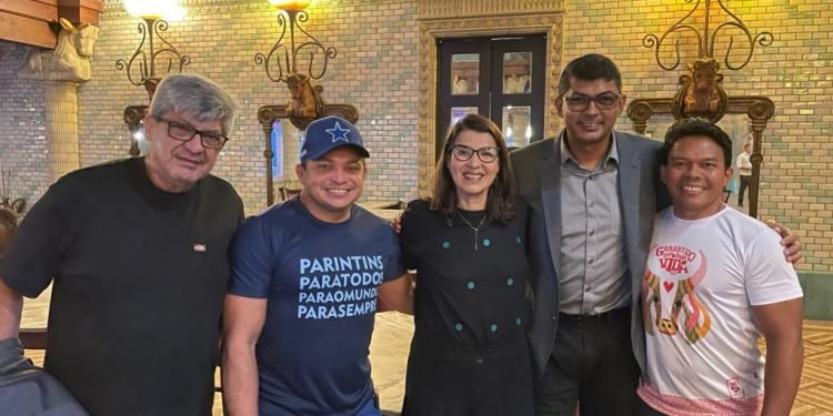 No Rio de Janeiro, o Governo do Amazonas participa da solenidade de divulgação do novo decreto de fomento à cultura