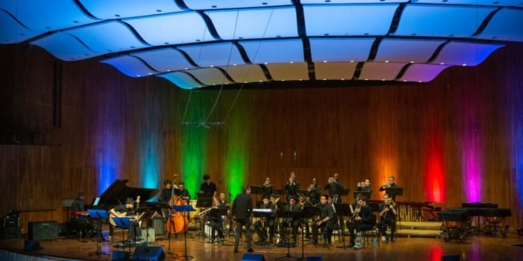 Teatro Amazonas recebe show gratuito com músicos americanos, artistas brasileiros, indígenas e compositoras indicadas ao Grammy