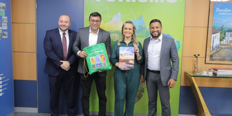 Festival Folclórico de Parintins e dirigentes dos bumbás (2)