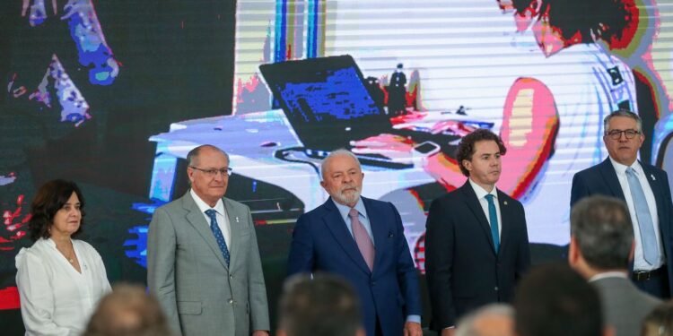 Governo federal libera R$ 1,5 bilhão para santas casas