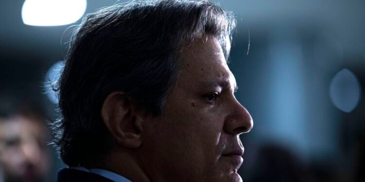 Projeto torna contingenciamento facultativo e retira sanções (