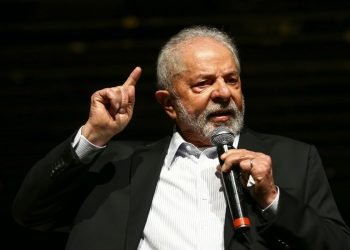 Lula PIB crescimento economia pessimistas