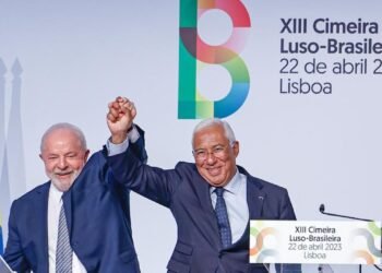 Lula escritorio Apex Lisboa
