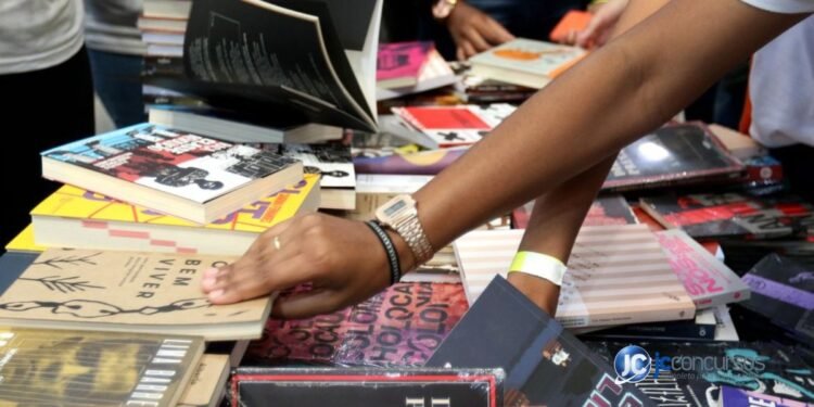 Feira do Livro da Unesp 2023 oferece descontos de mais de 40% na modalidade virtual