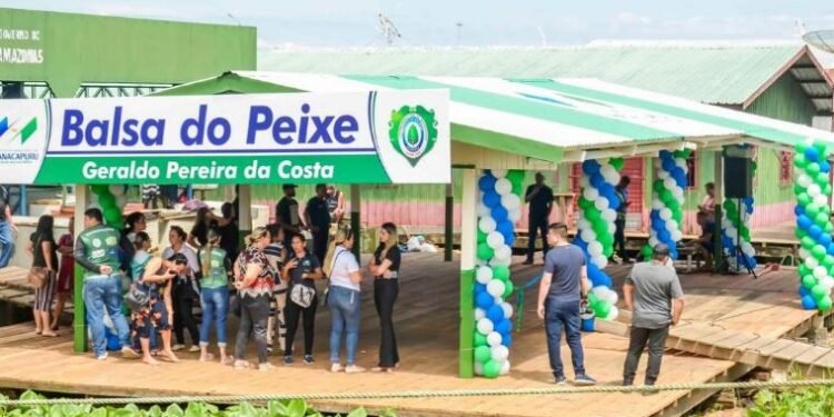 flutuante manacapuru