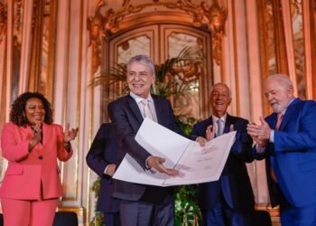 lula-chicobuarque-premio camoes