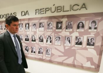 PGR denuncia Moro ao Supremo por calúnia contra Gilmar Mendes