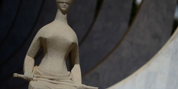 STF atos antidemocráticos denúncias