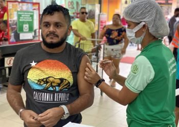 vacina bivalente-covid-amazonas-pessoas com cormobidade