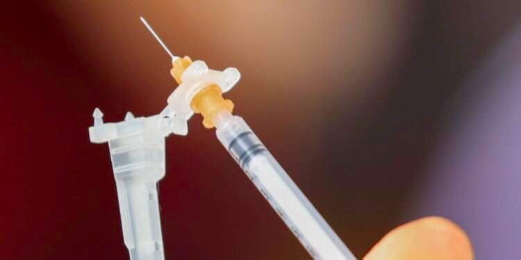 vacinar 8 mil indígenas