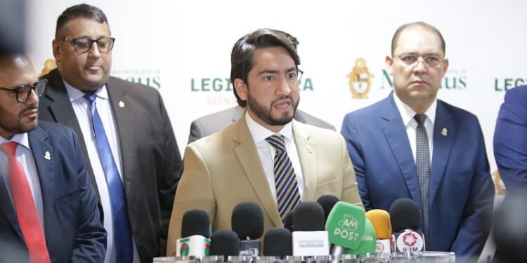 À CPI, Águas de Manaus propõe redução da taxa de esgoto de 80%