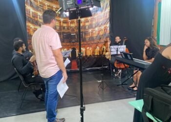 Liceu Digital contempla 15 municípios do AM com transmissão da ‘Ópera in box’