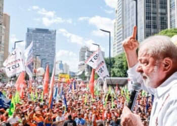 Ato com centrais sindicais em SP terá presença de Lula