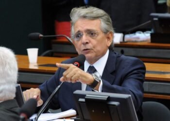 Pauderney avelino.jpg exonerado