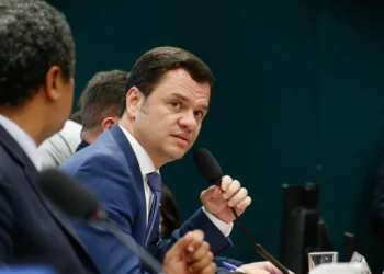 anderson torres esta livre