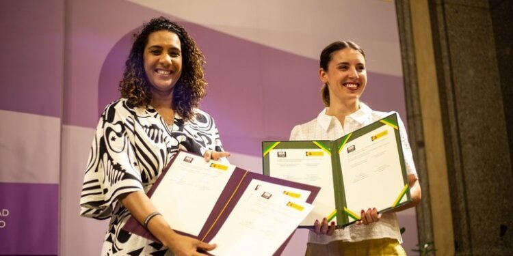 Brasil e Espanha assinam acordo para combater racismo e xenofobia