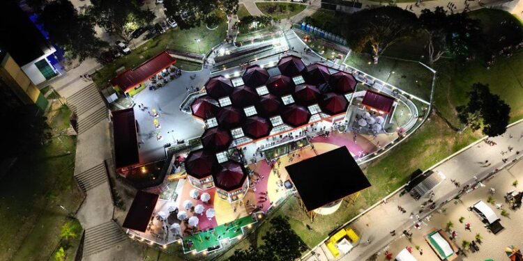 Dia do Trabalhador: novos pontos turísticos são entregues à população de Manaus