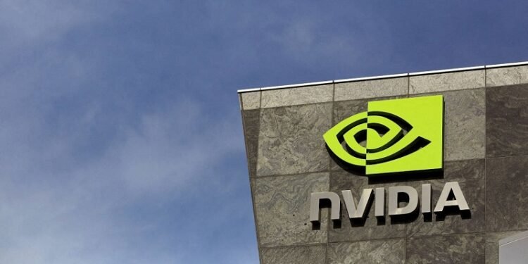 A norte-americana Nvidia previu receita do primeiro trimestre acima das estimativas de Wall Street na quarta-feira (Imagem: Reuters/Robert Galbraith)