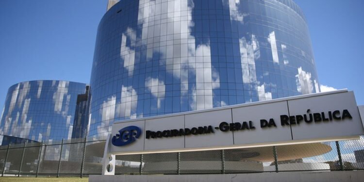pgr-Lista tríplice de candidatos à PGR é apresentada aos procurador