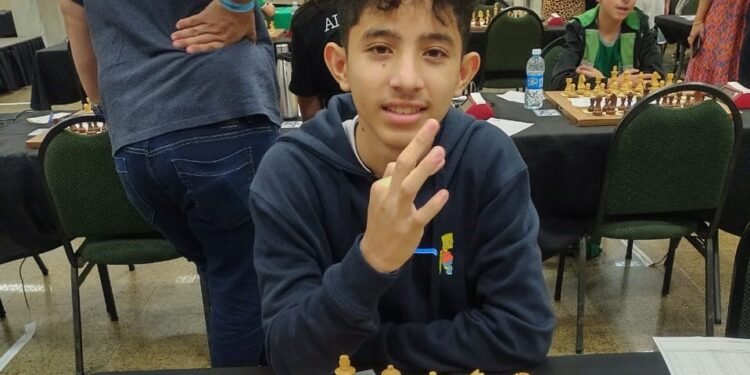 Estudante amazonense vence competição de xadrez em Natal