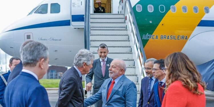 Lula Inglaterra coroação Charles