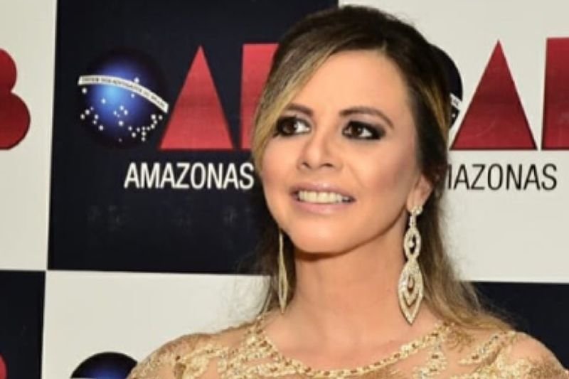 Advogada Adriane Magalhaes