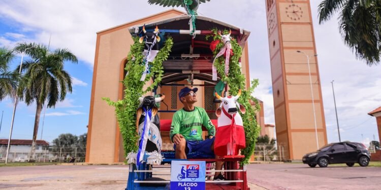 Amazonastur Tricicleiros em Parintins