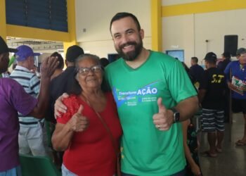 Dr. George Lins leva serviços de cidadania, saúde e crédito ao município de Manicoré