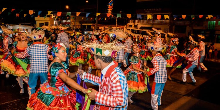 Festivais folclóricos nos bairros