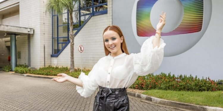 Contrato de exclusividade de Larissa Manoela se encera na Globo