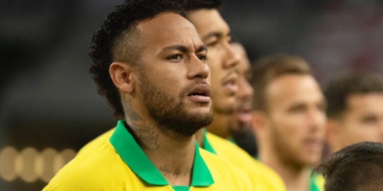 Neymar admite erro e se desculpa