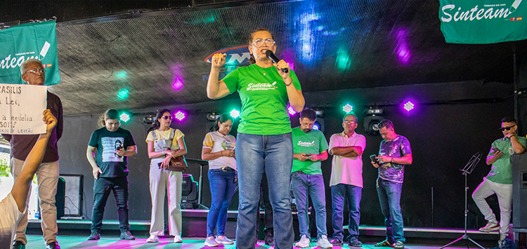 Profissionais da Educação Estadual recuam com a greve e aceitam reajuste de 15,9%