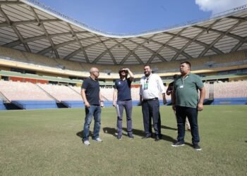 comitiva da Conmebol para avaliação técnica da Arena da Amazônia