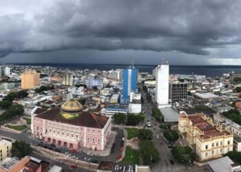 Frio incomum surpreende amazonenses nesta quinta-feira