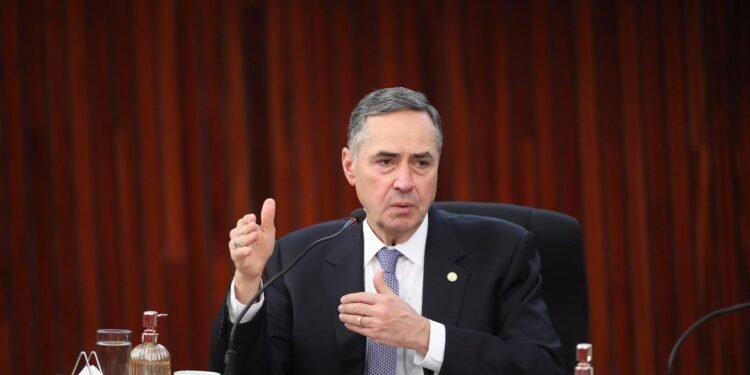 Presidência do Supremo será assumida por Barroso por 15 dias