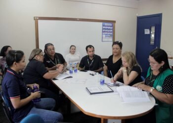 Comitiva Cecane e FNDE nas escolas