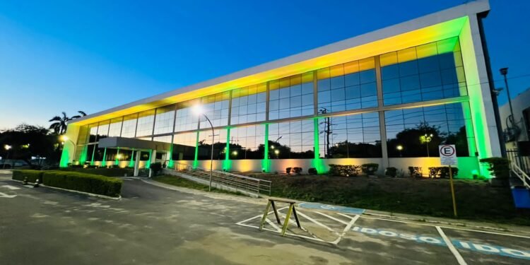 Fachada prefeitura de Manaus