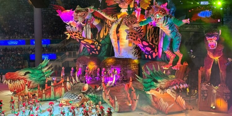 Alegoria Garantido Festival de Parintins