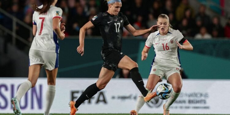 Nova-Zelandia-vence-Noruega-Mundial