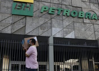 Petrobras dividendos acionistas