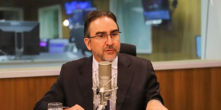 Regulamentação da reforma tributária ficará para 2024
