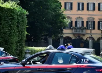 carros-dos-carabinieria-policia-militar