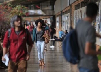 mais da metade dos brasileiros já presenciaram situações de racismo