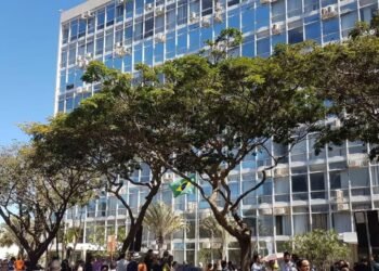 ministerio_alckmin_bomba