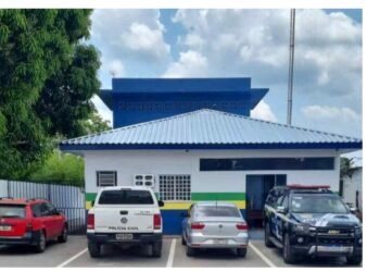 ‘Rede de Proteção II’ cumpre dois mandados de busca e apreensão e apreende adolescente, em Itapiranga