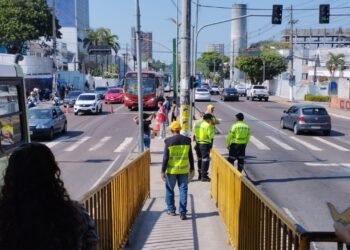 Educação para o trânsito é realizada na Constantino Nery