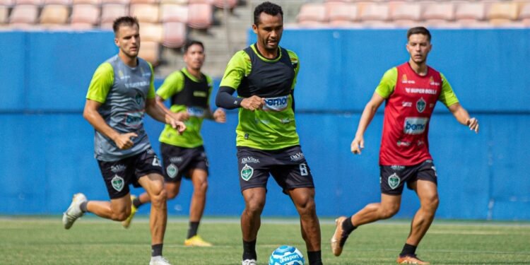 Manaus-e-Floresta-duelam