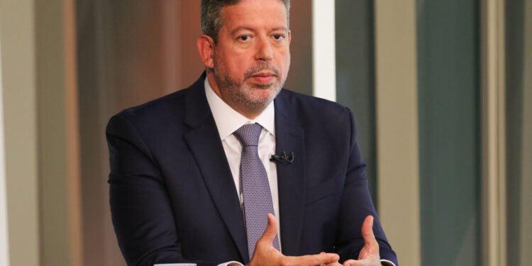 arthur_lira_participa_do_programa_sem_censura