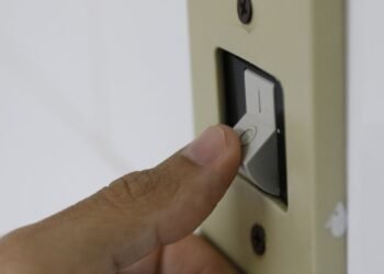 energia_eletrica_interruptor_de_luz_energia