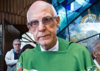 padre julio lancellotti